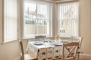 Dining - 2 Bed in Southwold (oc-hbrea) (Southwold)