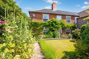 Exterior - 3 Bed in Mundesley (oc-1981) (Mundesley)