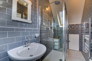 Hair dryer, towels - 1 Bed in Padstow (oc-p00730) (Padstow)