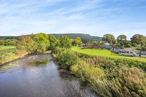 Property grounds - 3 Bed in Appersett (oc-ds944) (Appersett)