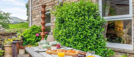 屋外ダイニングエリア