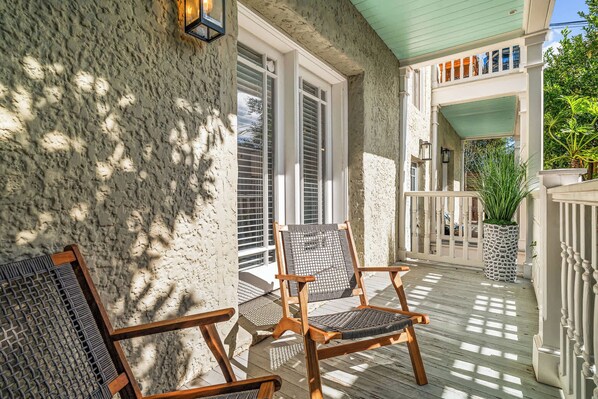 Terrace/patio - Casita Olas l Walk to DT l Mins to Beach (St. Augustine)