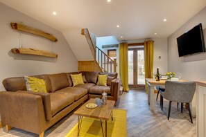 TV - 1 Bed in Bala (oc-bow114) (Bala)