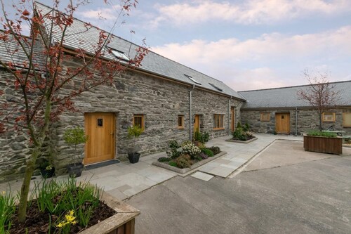 1 Bed in Bala (oc-bow114)