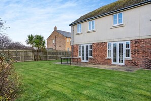 Terrace/patio - 5 Bed in Beadnell (oc-26743) (Beadnell)