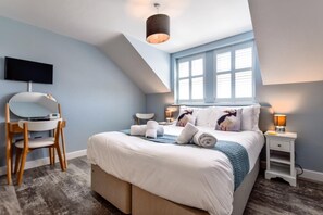 Iron/ironing board, travel cot, free WiFi, bed sheets - 3 Bed in Seahouses (oc-551958) (North Sunderland)
