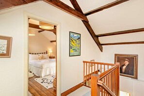 4 bedrooms, iron/ironing board, travel cot, free WiFi - 4 Bed in Wooler (oc-196438) (Akeld)