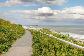 Beach - 2 Bed in Southwold (oc-hdoubl) (Southwold)