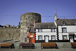 Exterior - 1 Bed in Conwy (oc-bow117) (Conwy)