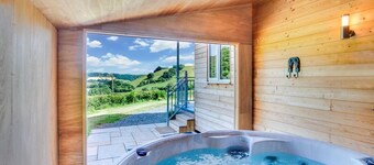 1 Bed in Lower Chapel (oc-waa396)