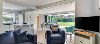 4 Bed in Reydon (oc-lxw)