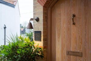 Exterior detail - 3 Bed in Southwold (oc-grdl) (Southwold)