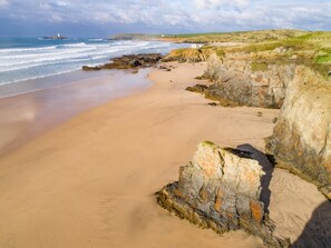 Beach - 3 Bed in Trevone (oc-p00758) (Trevone)