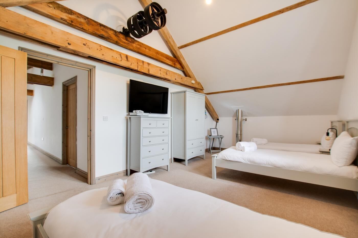 Fer et planche à repasser, Wi-Fi gratuit, draps fournis