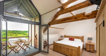 4 Bed in White Horse Common (oc-1945)