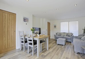 Dining - 2 Bed in Southwold (oc-8lt) (Southwold)