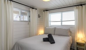Accès Internet, draps fournis