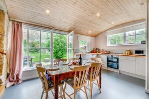 Dining - 3 Bed in Penzance (oc-p00756) (Penzance)