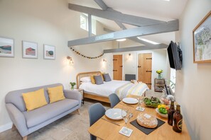 Interior - 1 Bed in Abergele (oc-bow134) (Llanfair Talhaiarn)