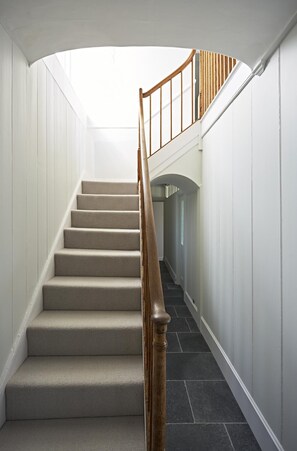 Interior - 6 Bed in Padstow (oc-p00760) (Padstow)