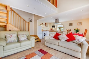 TV - 3 Bed in Llanrwst (oc-wag689) (Llanrwst)
