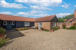 Exterior - 1 Bed in Middleton (oc-rosc) (Middleton Moor)