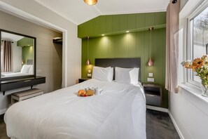 Iron/ironing board, free WiFi, bed sheets - 2 Bed in Oulton Broad (oc-m31734) (Oulton Broad)