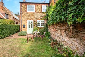 Outdoor dining - 2 Bed in Heacham (oc-2013) (Heacham)