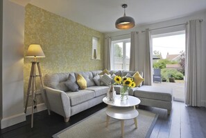TV - 3 Bed in Southwold (oc-18pa) (Southwold)