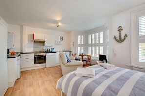Iron/ironing board, free WiFi, bed sheets - 1 Bed in Sheringham (oc-2033) (Sheringham)