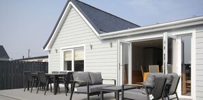 Outdoor dining - 3 Bed in Beadnell (oc-gd1567) (Beadnell)