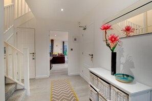 Interior - 4 Bed in Beadnell (oc-gd1280) (Beadnell)