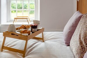 Reisekinderbett, kostenloses WLAN, Bettwäsche