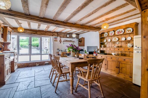 3 Bed in Llanvetherine (oc-g31918)