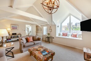 TV - 2 Bed in Bamburgh (oc-gd1165) (Bamburgh)