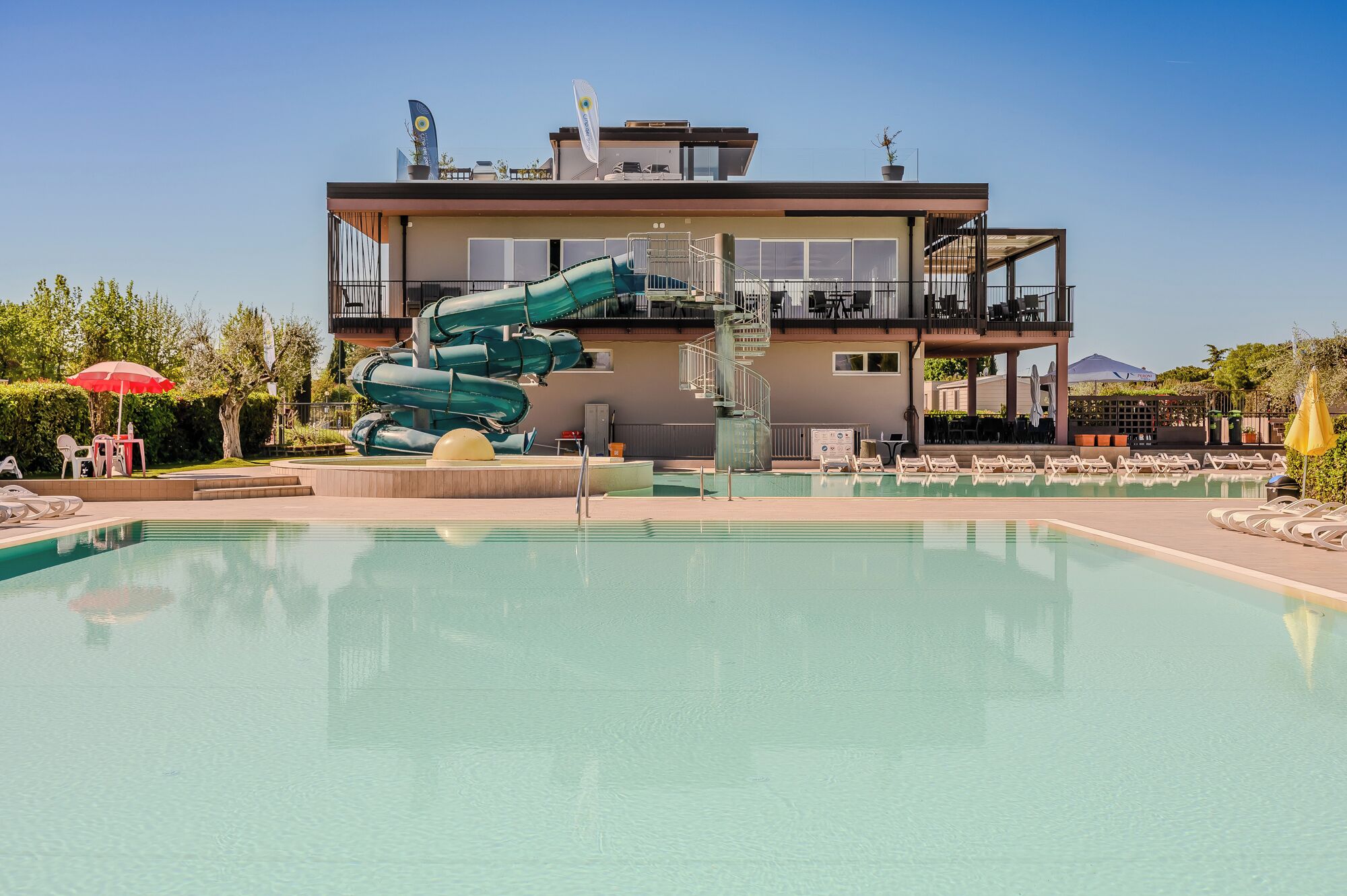 Piscina stagionale all'aperto