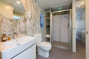 Comfort Chalet | Bathroom