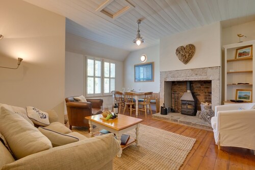 2 Bed in Bamburgh (oc-gd1345)