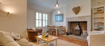 2 Bed in Bamburgh (oc-gd1345)