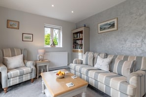 TV - 2 Bed in Beadnell (oc-gd0376) (Beadnell)