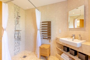 Towels - 1 Bed in Wombleton (oc-m31864) (Nunnington)