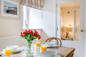 Dining - 2 Bed in Bamburgh (oc-gd0462) (Bamburgh)