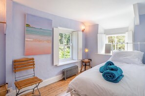 Iron/ironing board, travel cot, free WiFi, bed sheets - 3 Bed in St. Teath (oc-r31945) (Saint Teath)