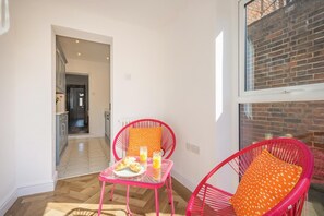 Dining - 2 Bed in Lowestoft (oc-c31866) (Lowestoft)