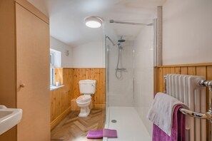 Hair dryer, towels - 2 Bed in Lowestoft (oc-c31866) (Lowestoft)