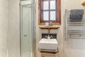 Hair dryer, towels - 1 Bed in Bronllys (oc-t31949) (Bronllys)