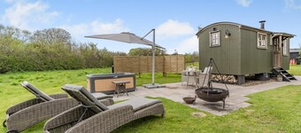 1 Bed in Bronllys (oc-t31949)