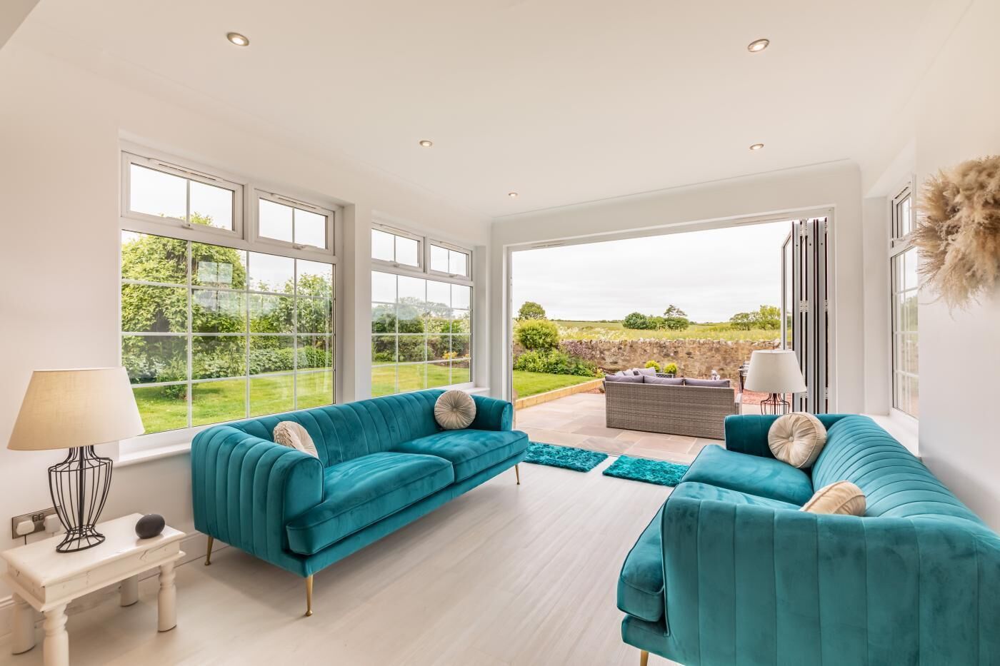 Televisión, chimenea