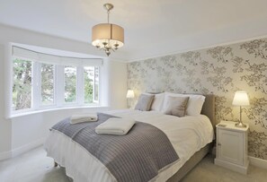 3 bedrooms, iron/ironing board, free WiFi, bed sheets - 3 Bed in Reydon (oc-brae) (Reydon)