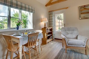 Dining - 1 Bed in Reepham (oc-2035) (Reepham)
